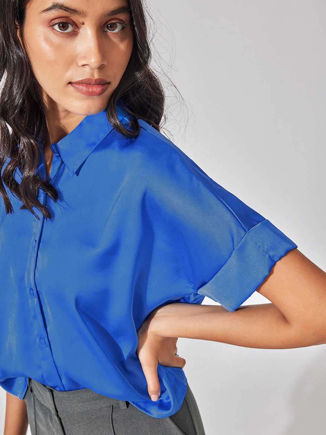 The Label Life Spread Collar Extended sleeves Satin Boxy Casual Shirt