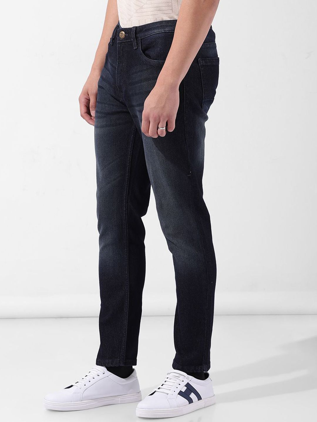 The Indian Garage Co Men Slim Fit Mid-Rise Stretchable Light Fade Jeans