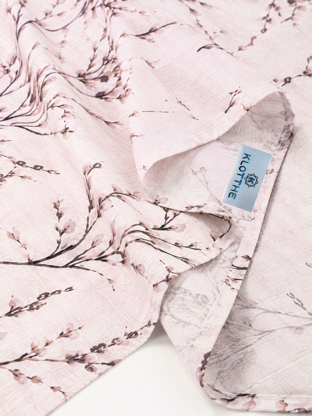 KLOTTHE Floral 300 TC Cadar King Berwarna Krim dengan 2 Sarung Bantal