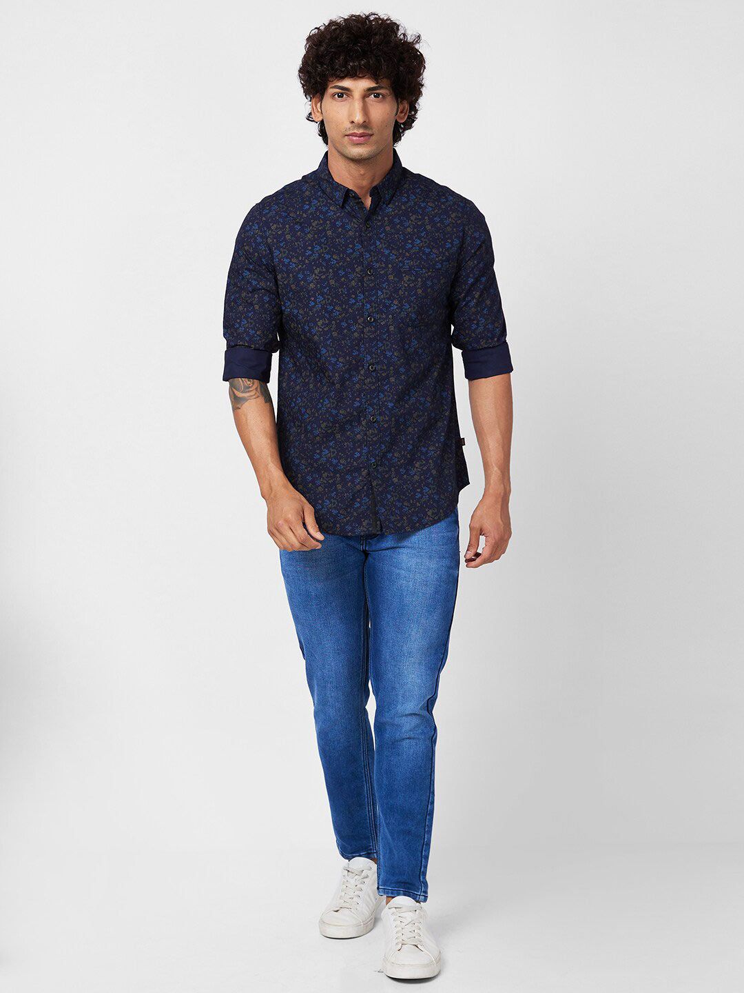 SPYKAR Slim Fit Abstract Printed Opaque Cotton Casual Shirt