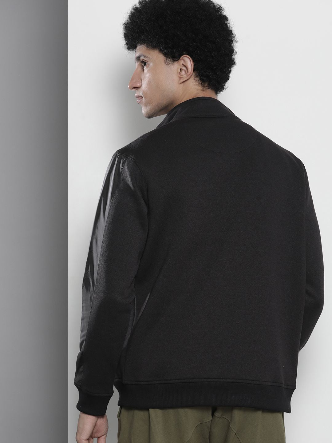 The Indian Garage Co Men Black Solid Sweatshirt