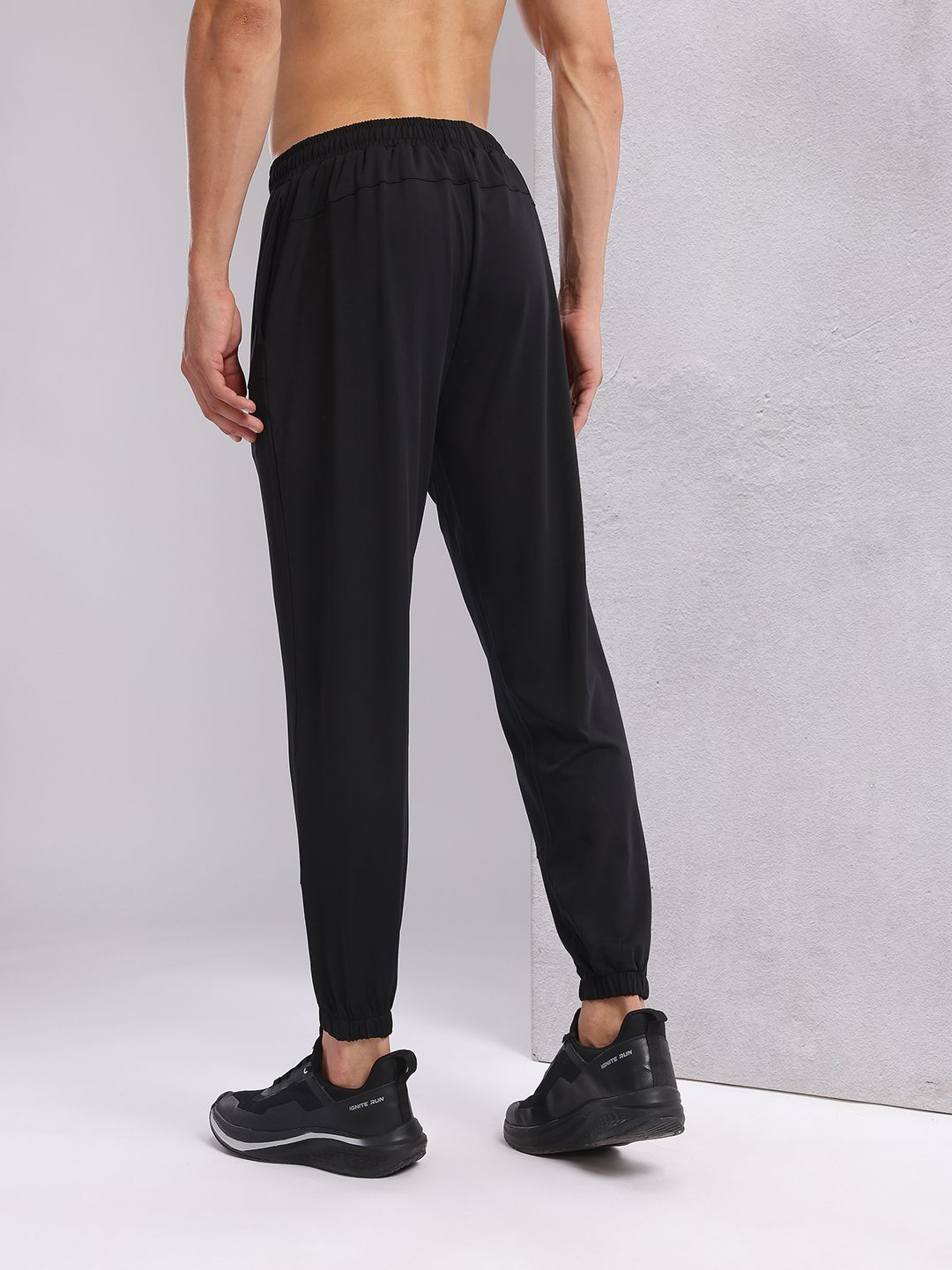 HRX by Hrithik Roshan Men Rapid-Dry Training joggers