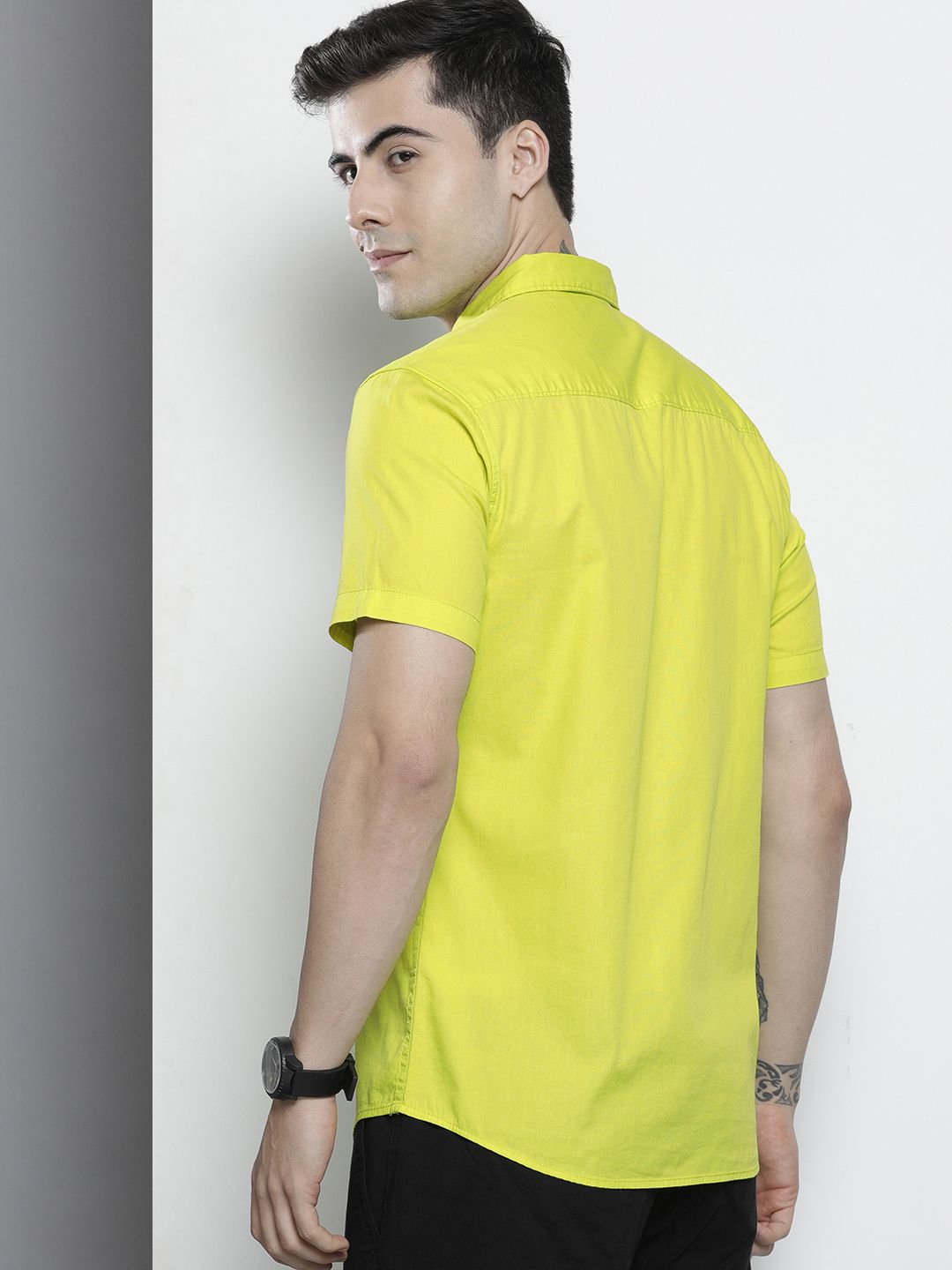 The Indian Garage Co Men Fluorescent Green Comfort Typography Printed Casual Shirt