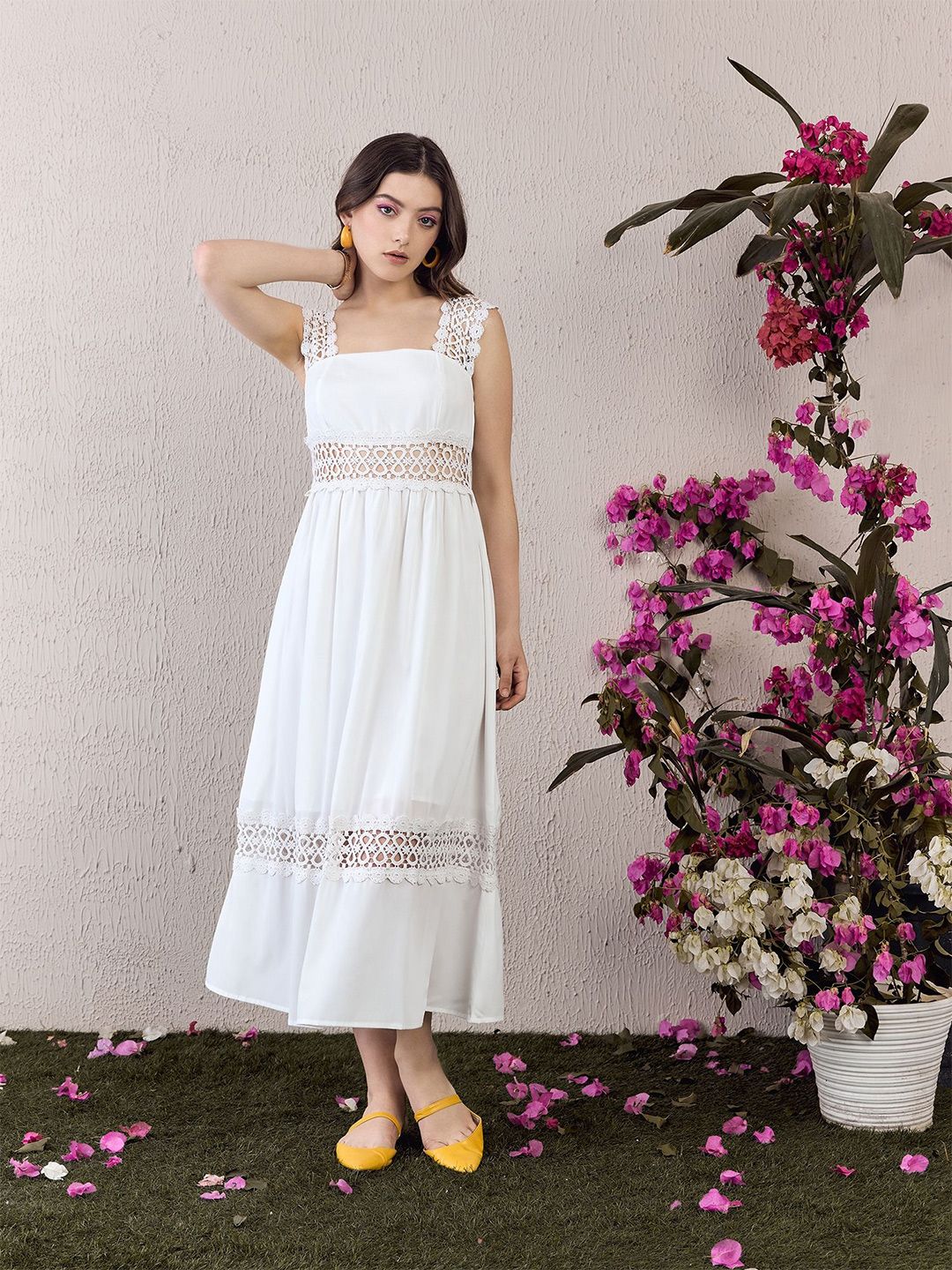 Berrylush Women Square Neck Fit & Flare Midi Dress