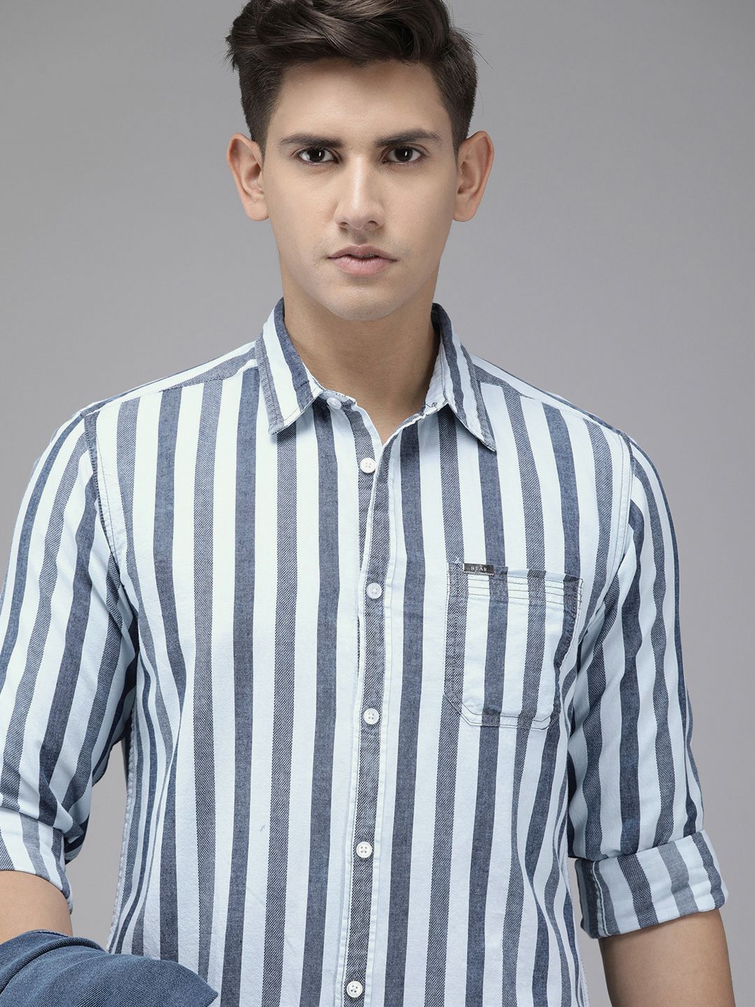 THE BEAR HOUSE Men Blue Slim Fit Cotton Striped Casual Shirt
