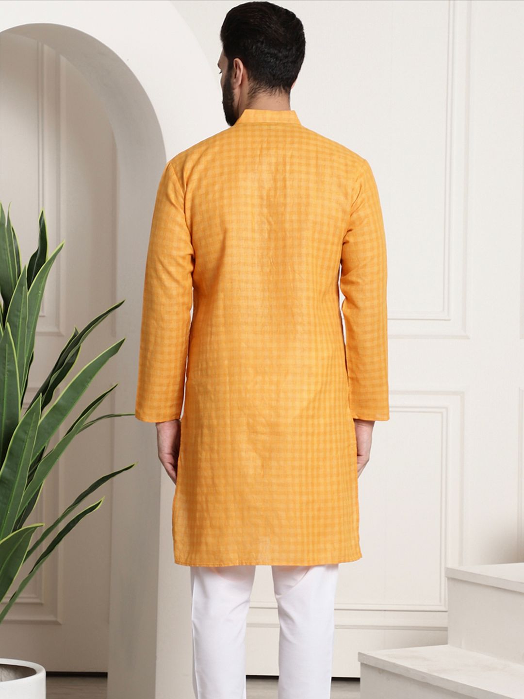 SOJANYA Men Mustard Checked Straight Kurta