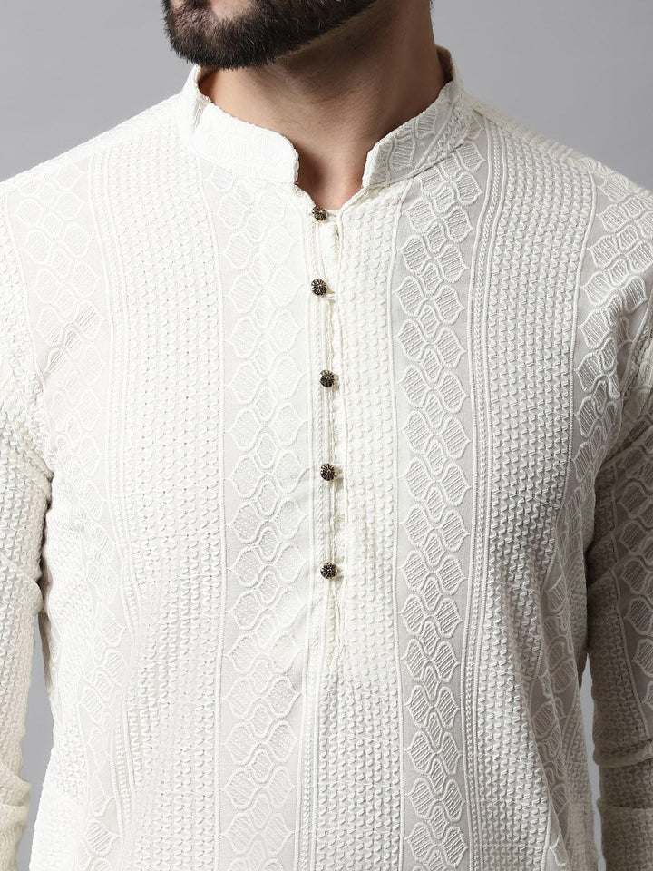 Jompers Men Cream-Coloured Ethnic Motifs Embroidered Cotton Kurta