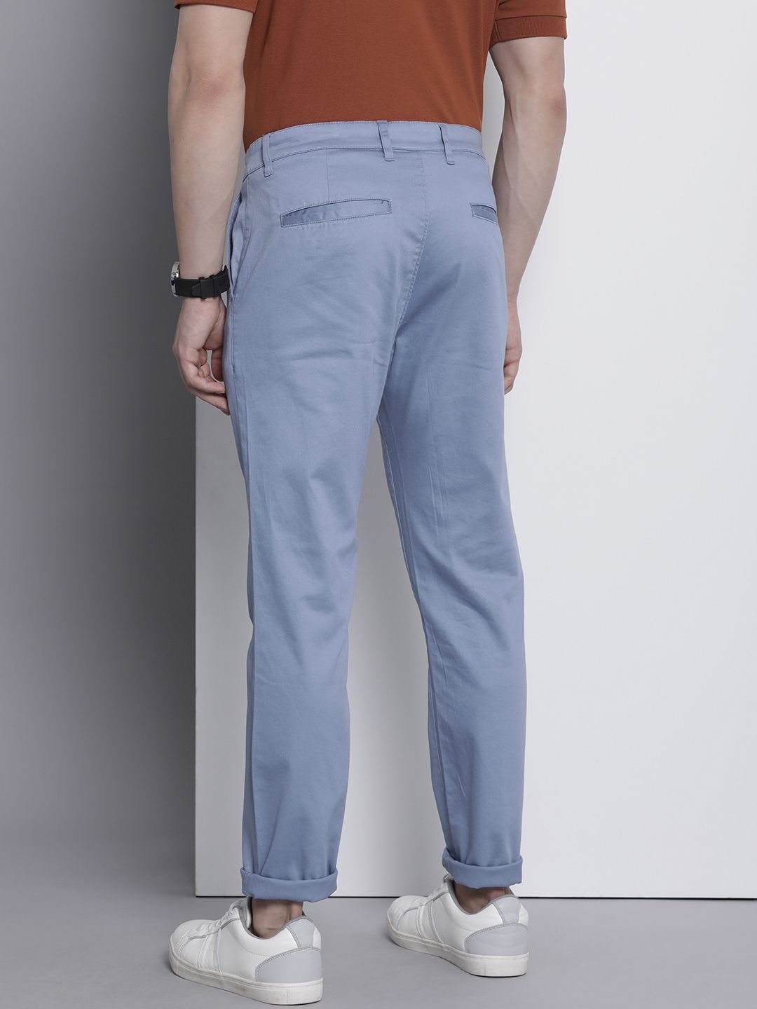The Indian Garage Co Men Solid Slim Fit Chinos Trousers