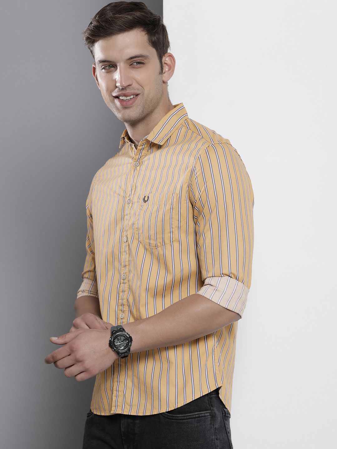 The Indian Garage Co Men Slim Fit Multi Stripes Opaque Casual Shirt
