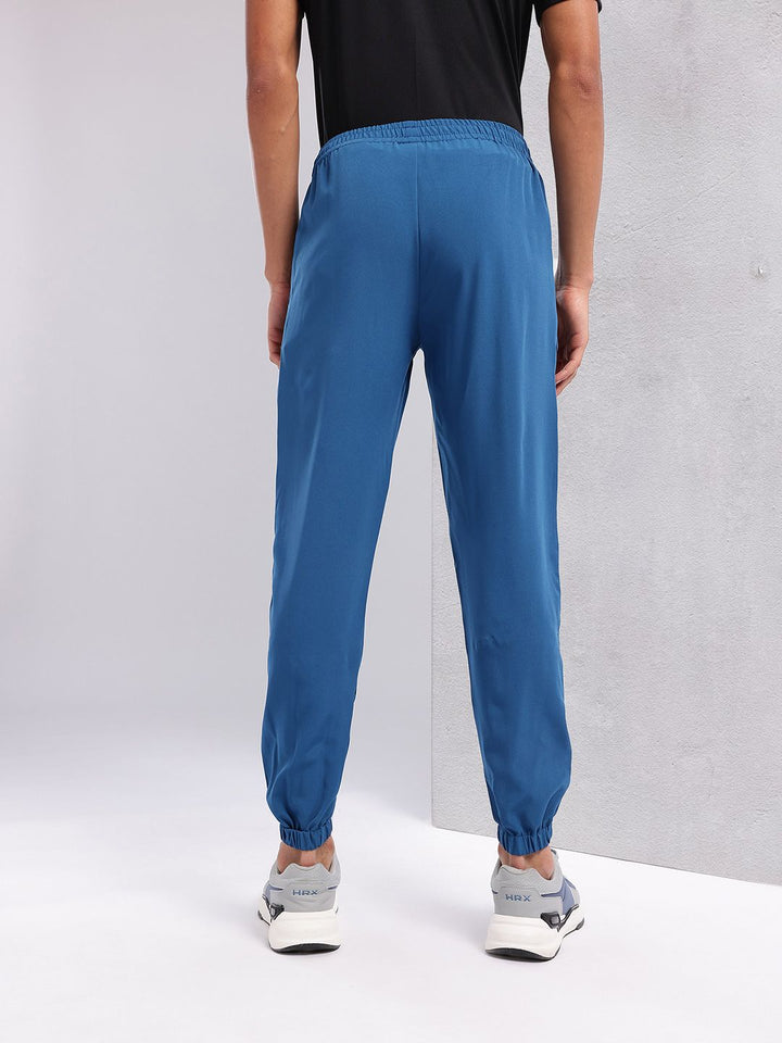 HRX by Hrithik Roshan Men Lifestyle Mid-Rise Side Striped Joggers