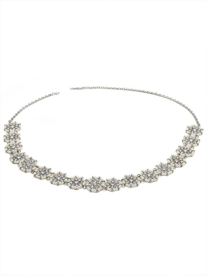 KARATCART Oxidised Sliver-Toned White Kundan-Studded Pearl Beaded Kamarbandh