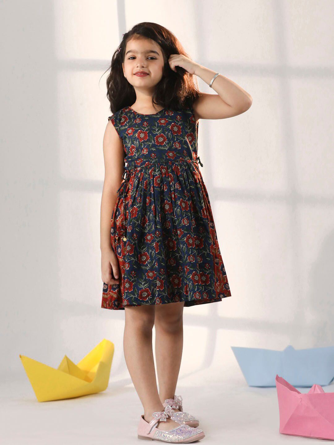 VASTRAMAY Girls Floral Printed Sleeveless Cotton Fit & Flare Dress