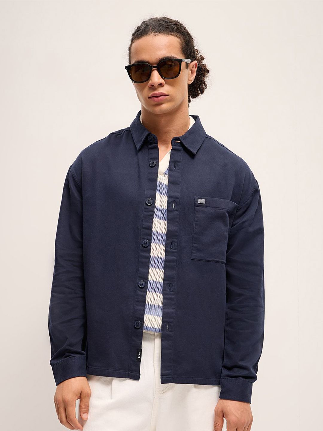 THE BEAR HOUSE Men Solid Spread Collar Oversized Shirt