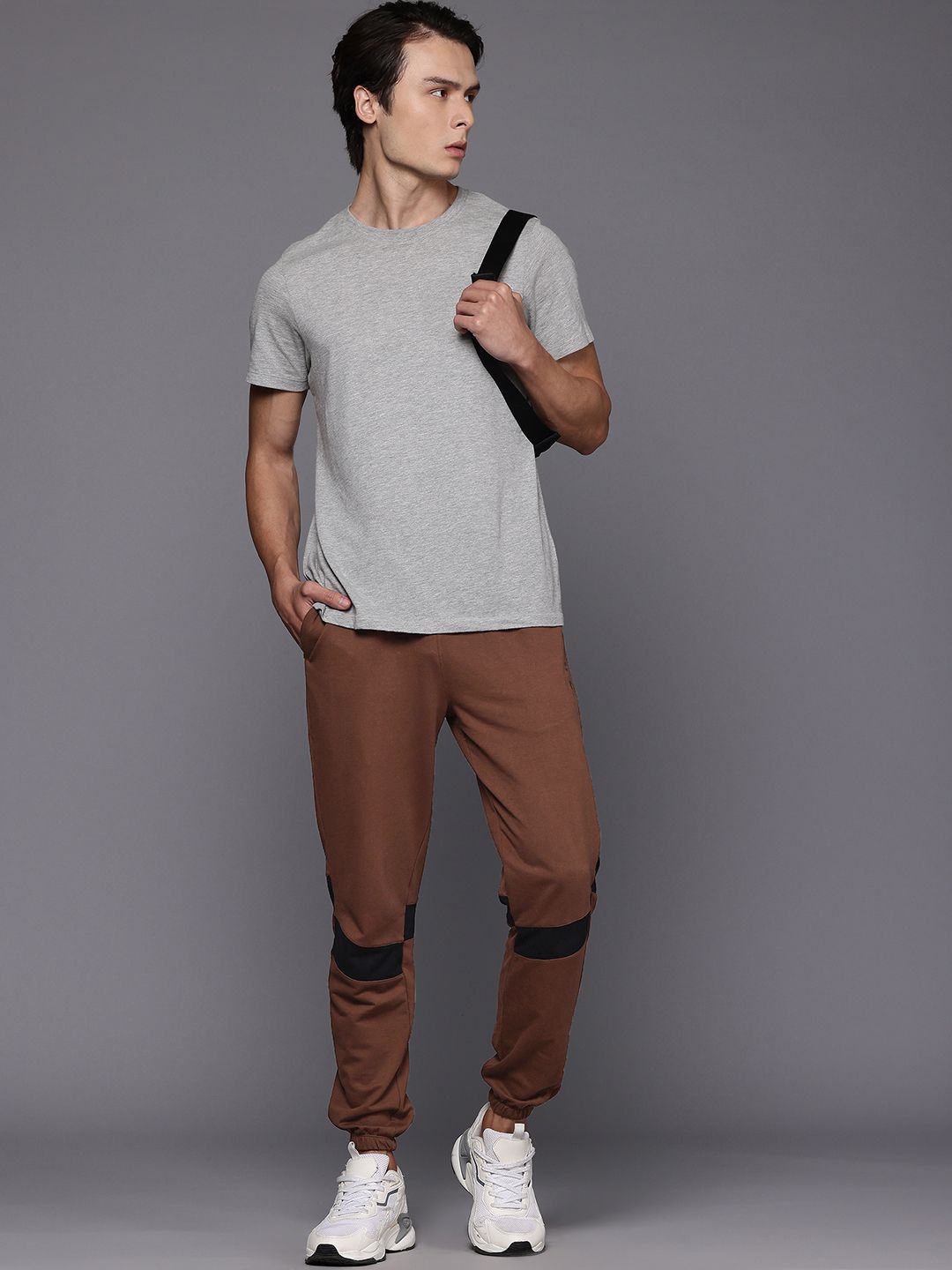 HRX by Hrithik Roshan Men Solid Lifestyle Joggers