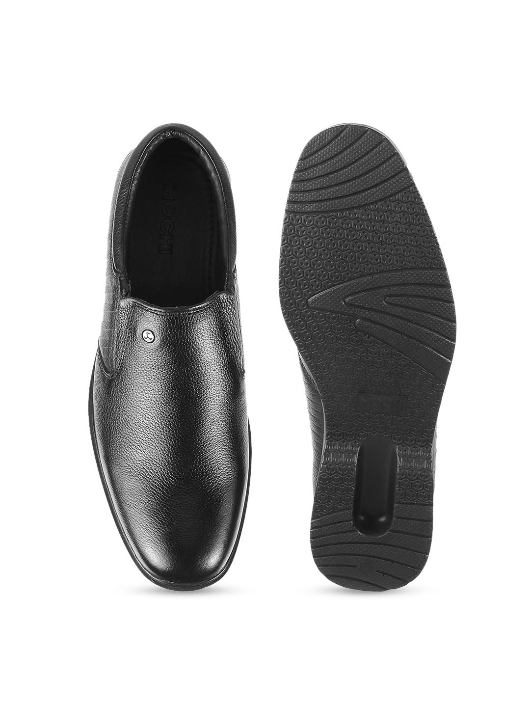 Mochi Men Black Textured Formal Loafers