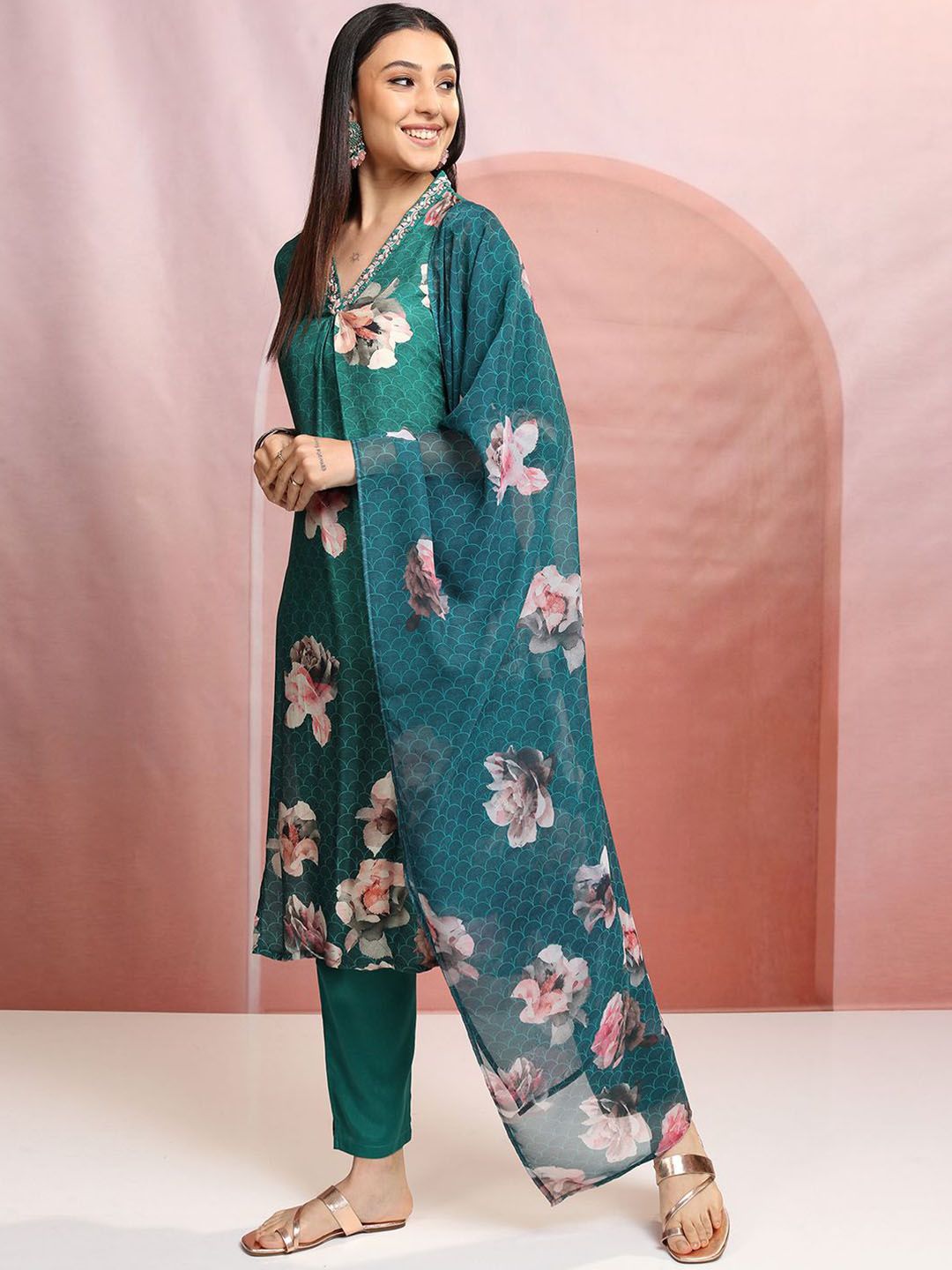 Vishudh Green Floral Printed Thread Work Straight Kurta With Trousers & Dupatta