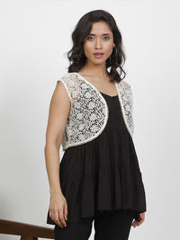 W Shoulder Straps Top With Gillet