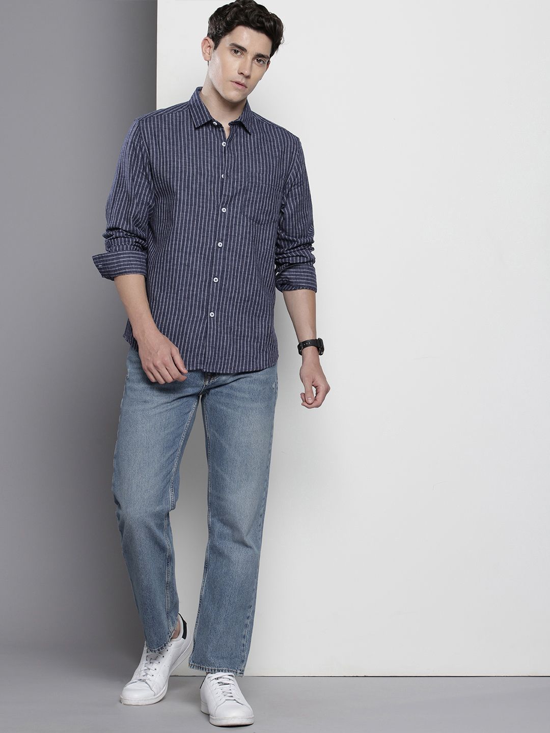 The Indian Garage Co Slim Fit Opaque Striped Casual Shirt