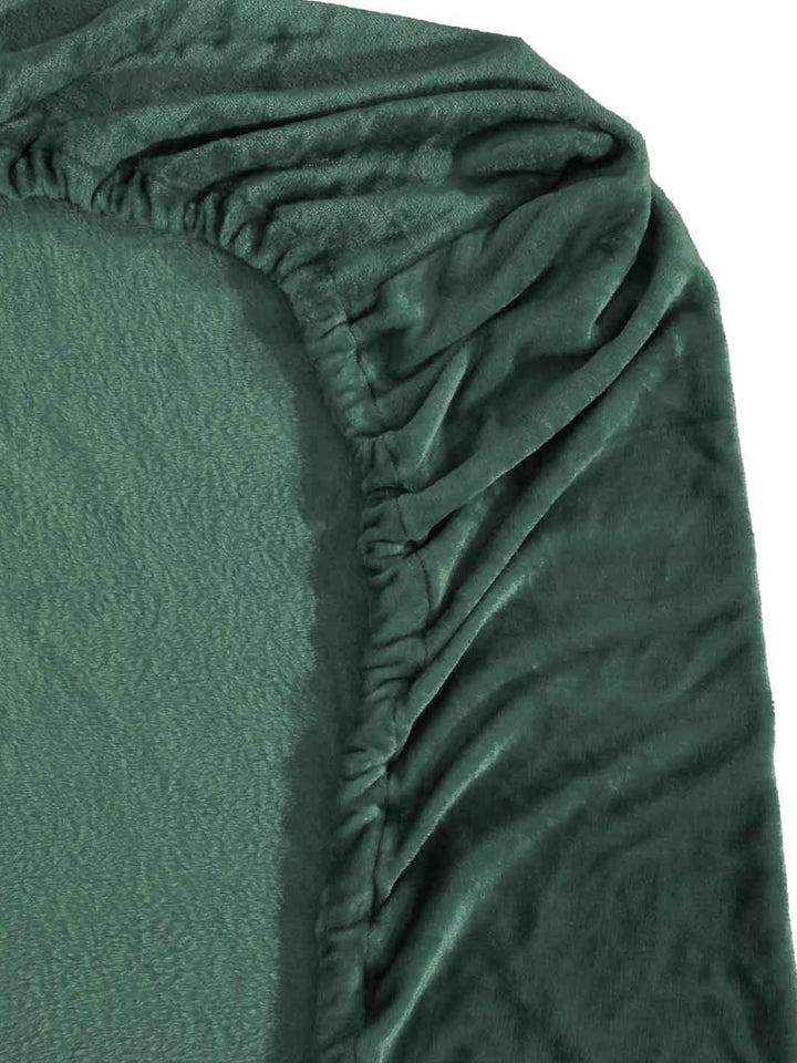 Myntra Elegant Homes Green Wool 300 TC Fitted King Bedsheet & 2 Pillow Covers-225X150 cm