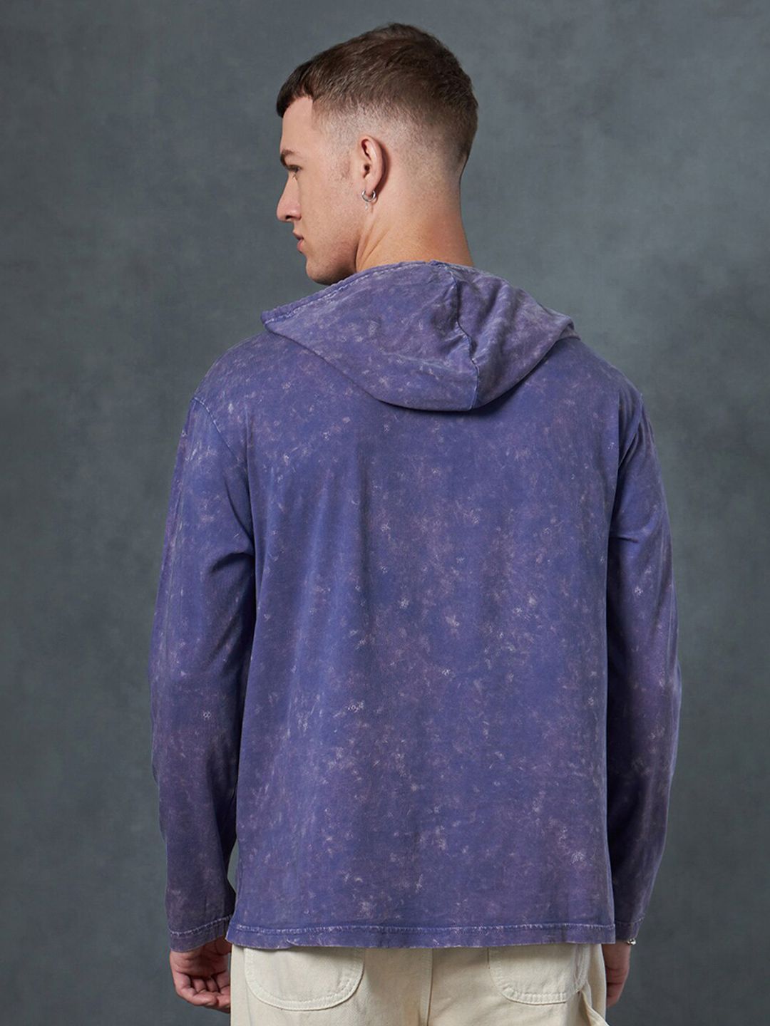 Bewakoof Acid Wash Hooded Long Sleeves Pockets Cotton Oversized T-shirt