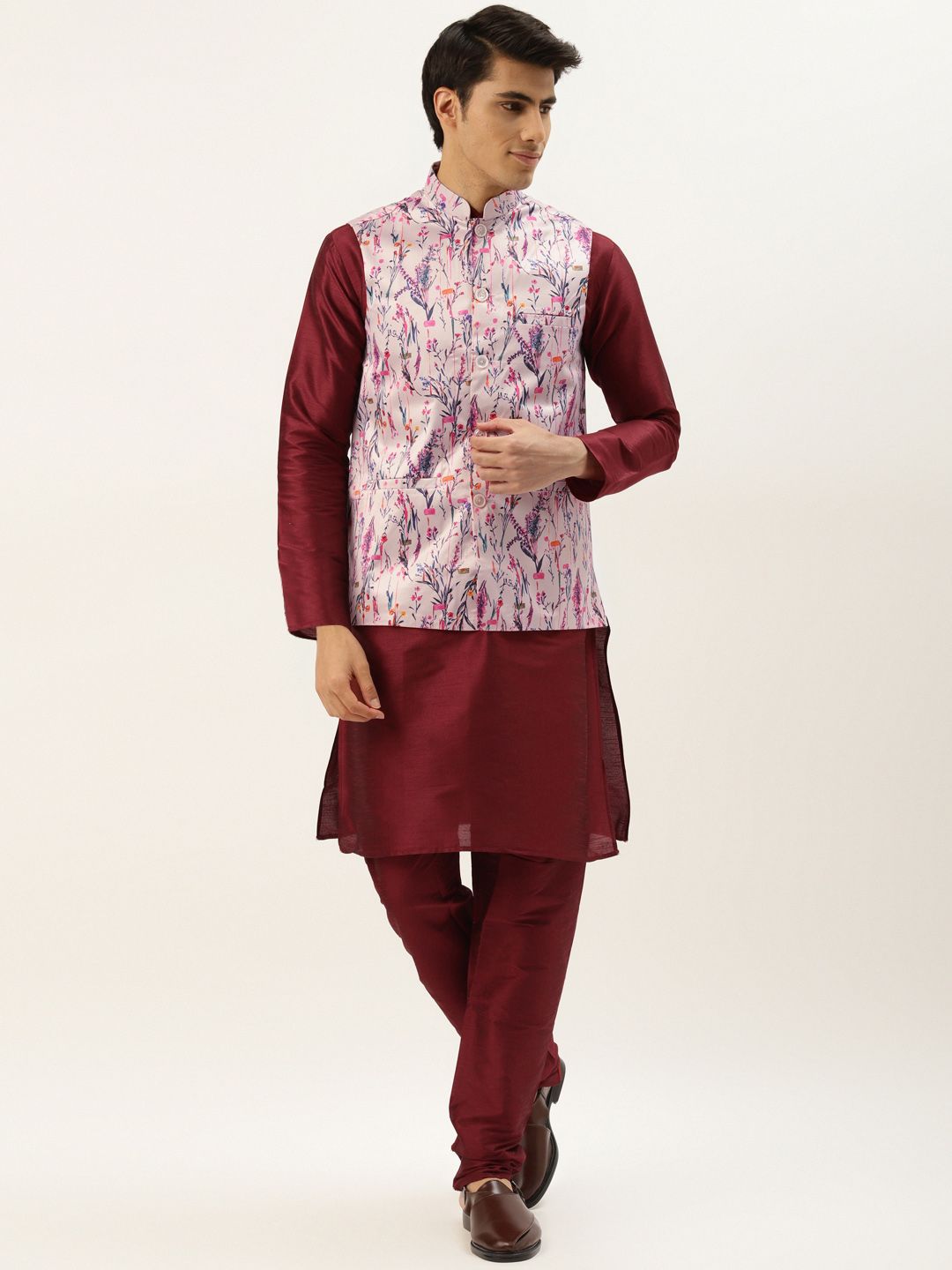 SOJANYA Men Maroon & Pink Kurta with Churidar And Nehru Jacket
