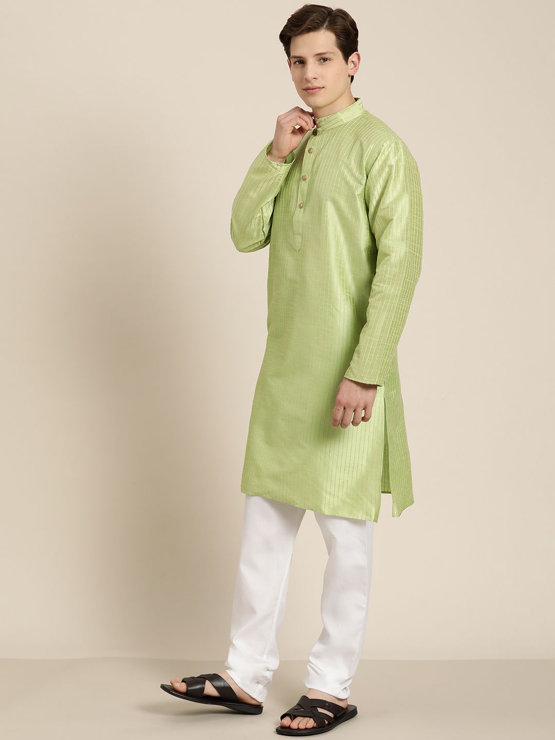 SOJANYA Men Green & Beige Thread Work Straight Kurta Churidar & Nehru Jacket