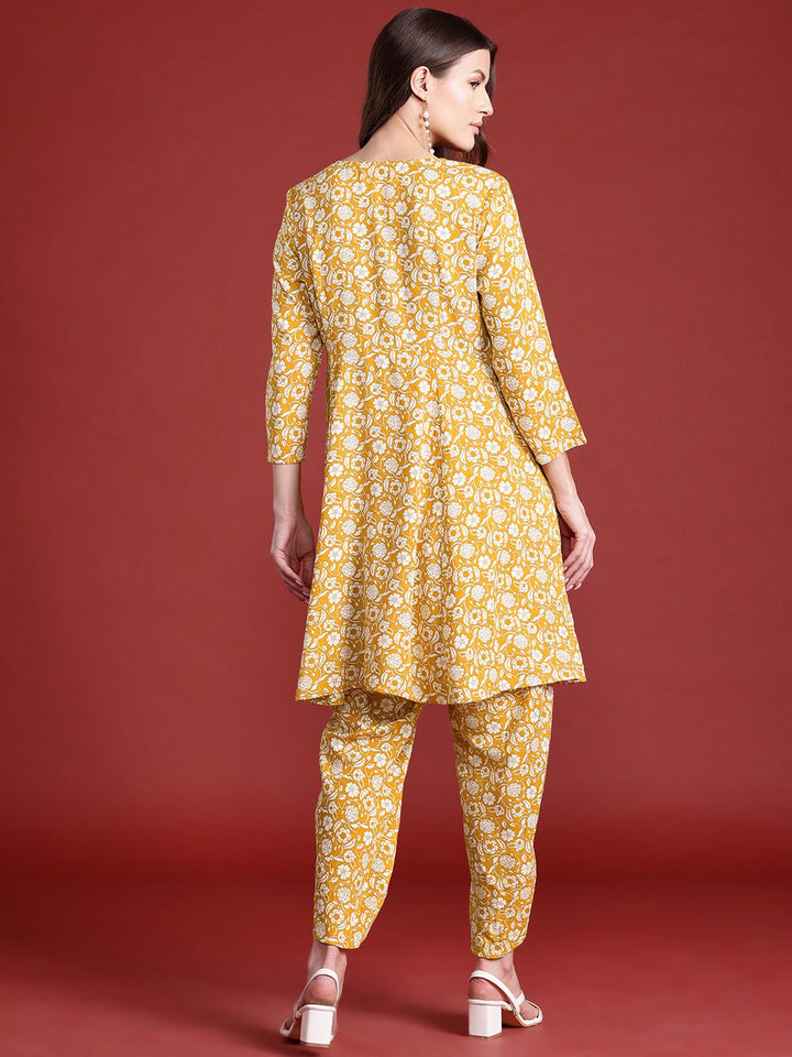 all about you Women Floral Print Kurta with Harem Pants