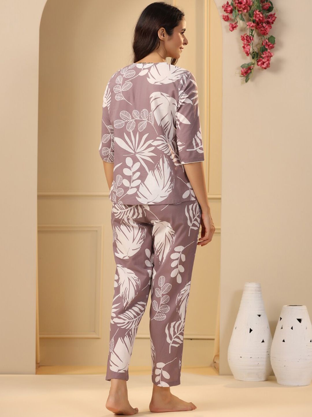 SANSKRUTIHOMES Purple & White Floral Printed Pure Cotton Night Suit