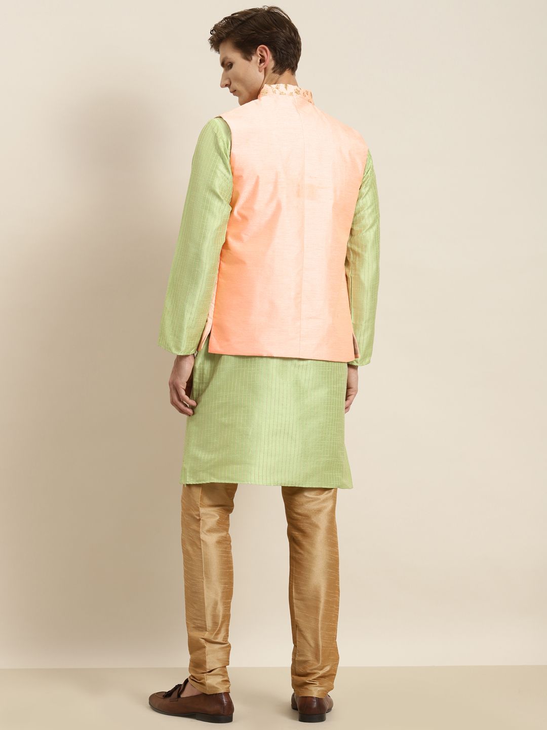 SOJANYA Kurta Belang Hijau Lelaki dengan Jaket Churidar & Nehru
