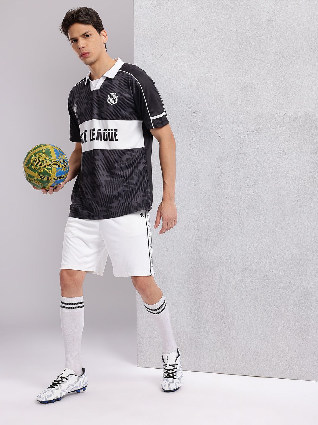HRX by Hrithik Roshan Abstract & Typography Printed Polo Collar Football T-shirt