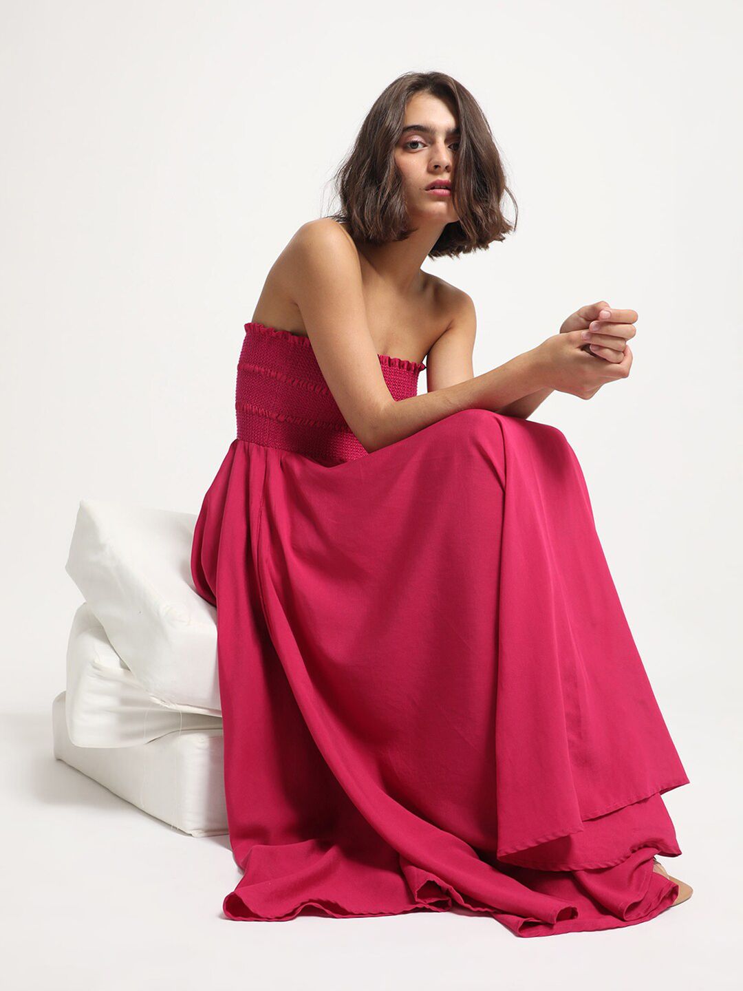 RAREISM Off-Shoulder Smocked Tube Dress