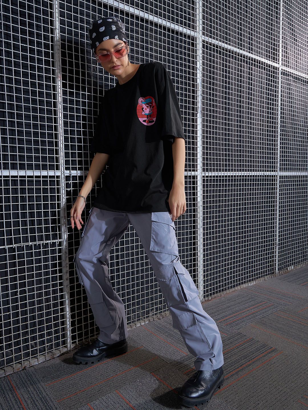 SASSAFRAS Graphic Printed Drop-Shoulder Oversized Pure Cotton T-shirt