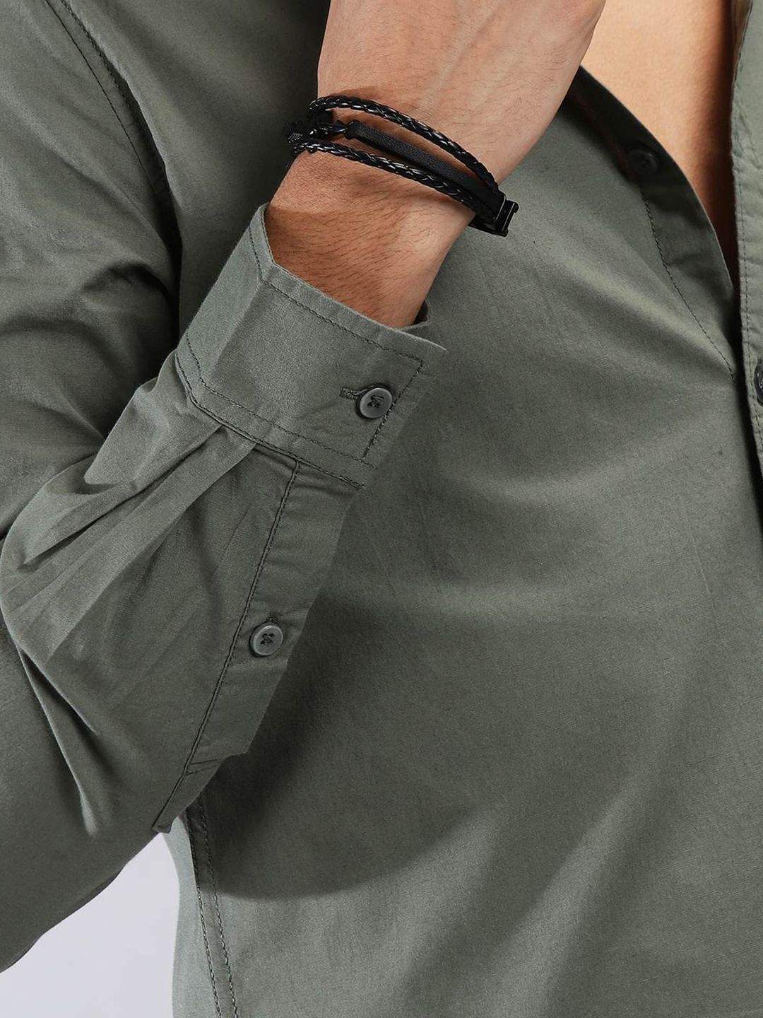 The Indian Garage Co Men Olive Green Solid Casual Shirt