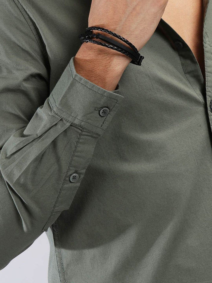 The Indian Garage Co Men Olive Green Solid Casual Shirt