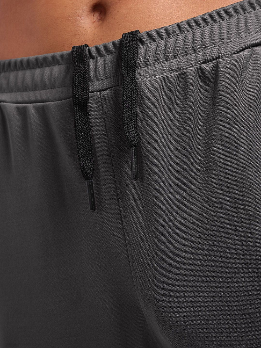 HRX by Hrithik Roshan Men Mid-Rise Rapid-Dry Training Joggers