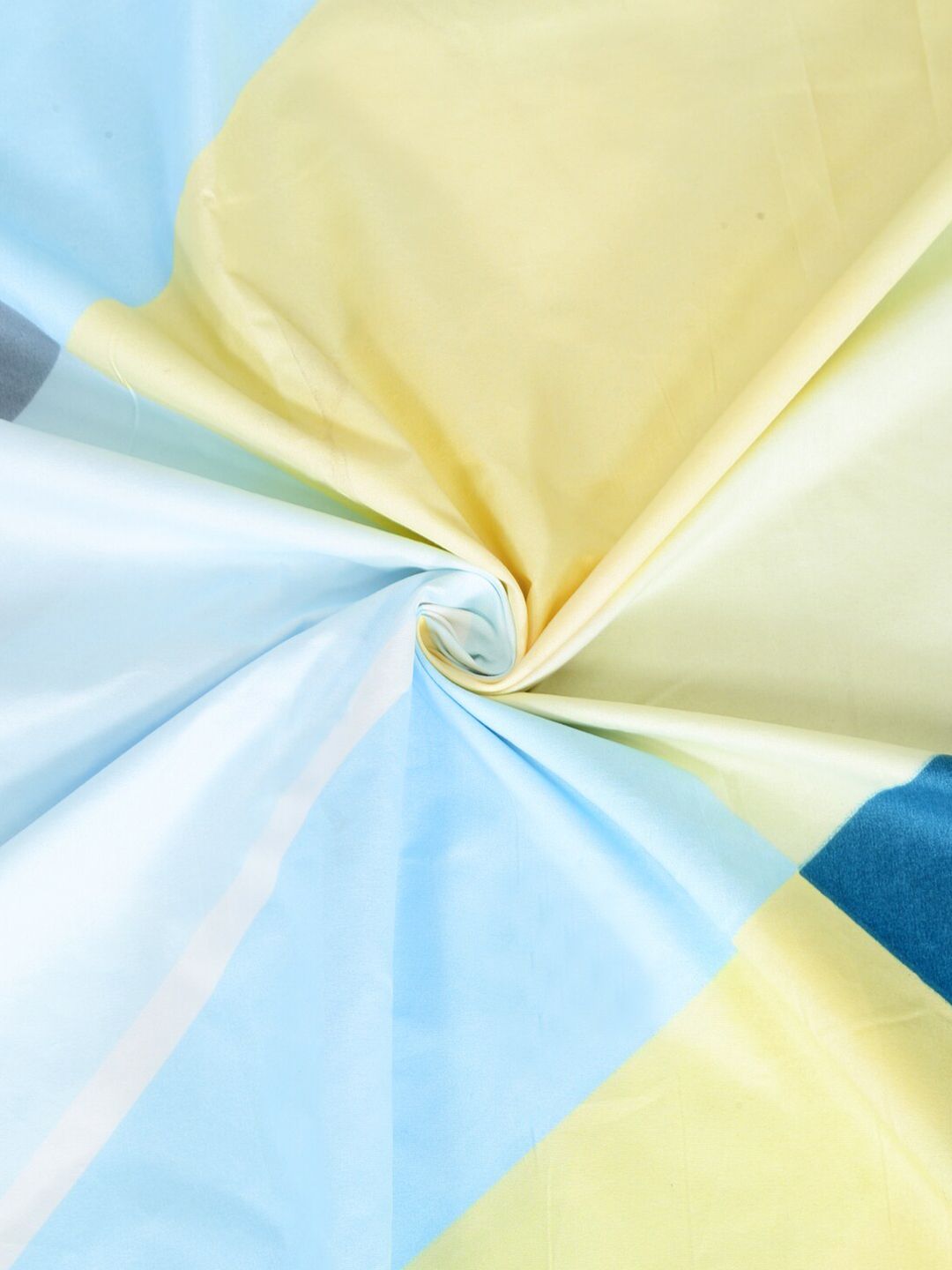 KLOTTHE Blue & Yellow Geometric 300 TC Single Bedsheet with 1 Pillow Covers