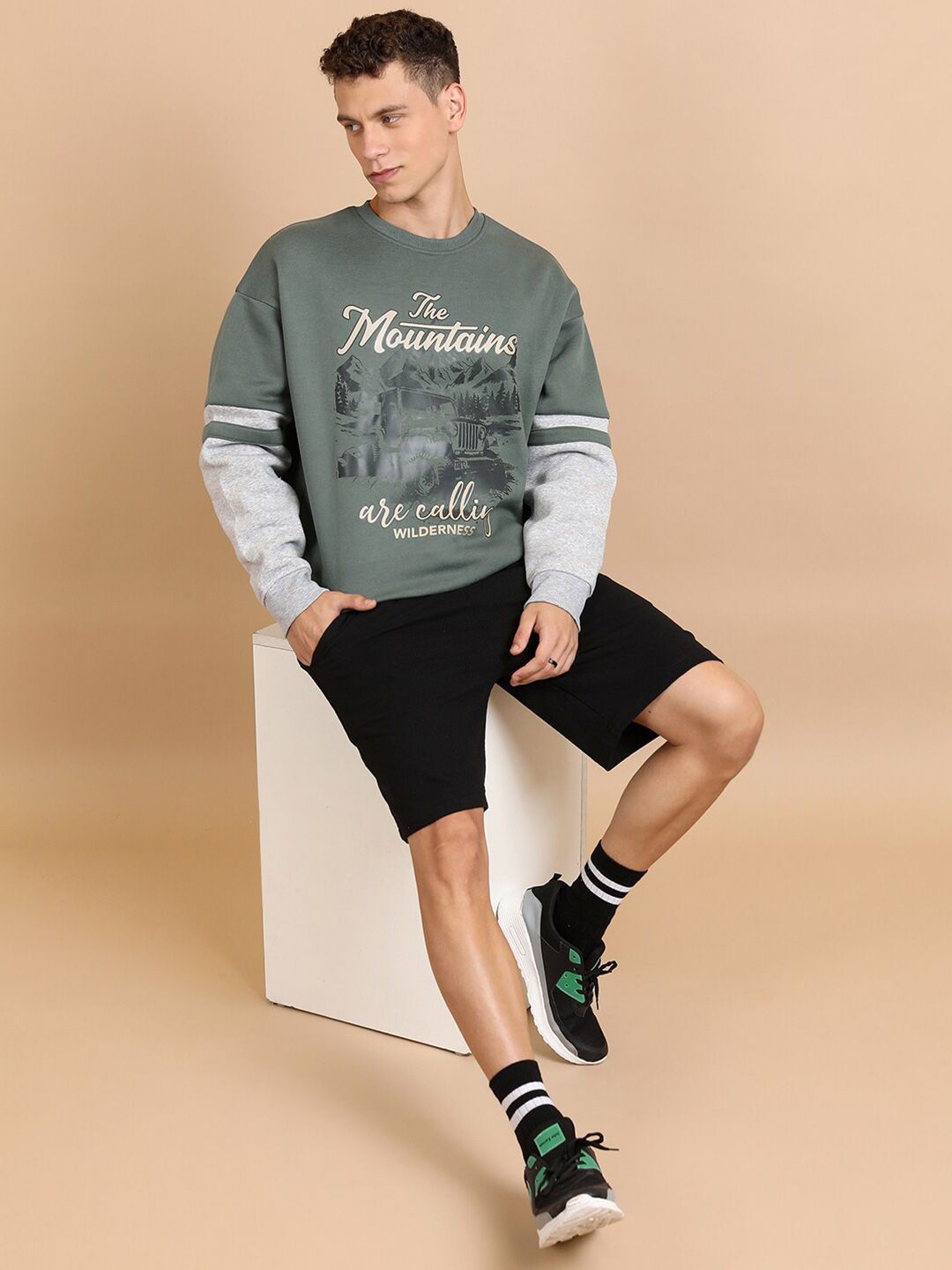 HIGHLANDER Typography Printed Drop Shoulder Sleeves Oversized Pullover
