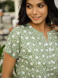 SANSKRUTIHOMES Women Printed Pure Cotton Night suit