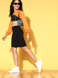 Berrylush Black Solid 70s Mini Skirt