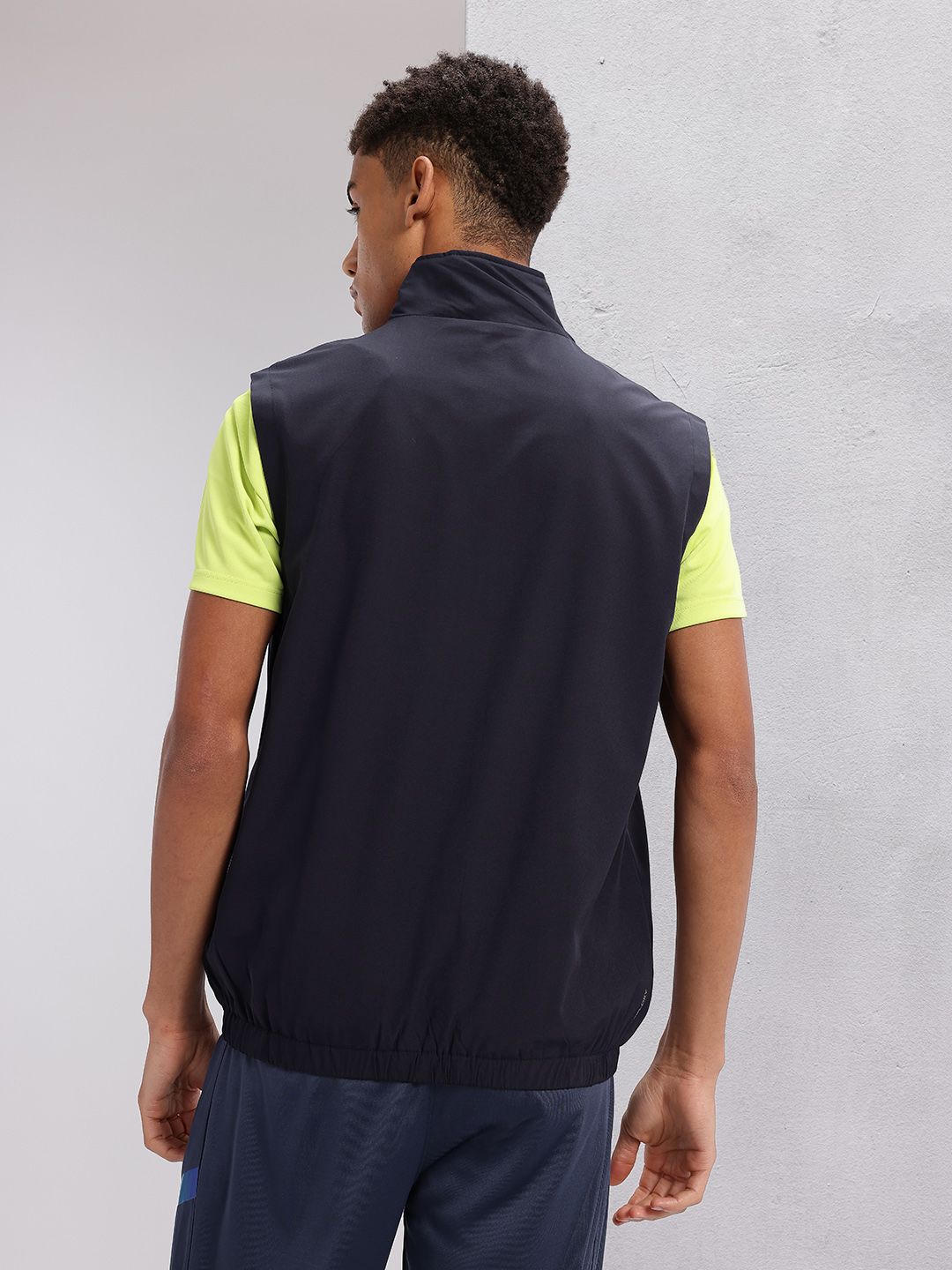 HRX by Hrithik Roshan Brand Logo Printed Detail Rapid-Dry Training Gilet Jacket