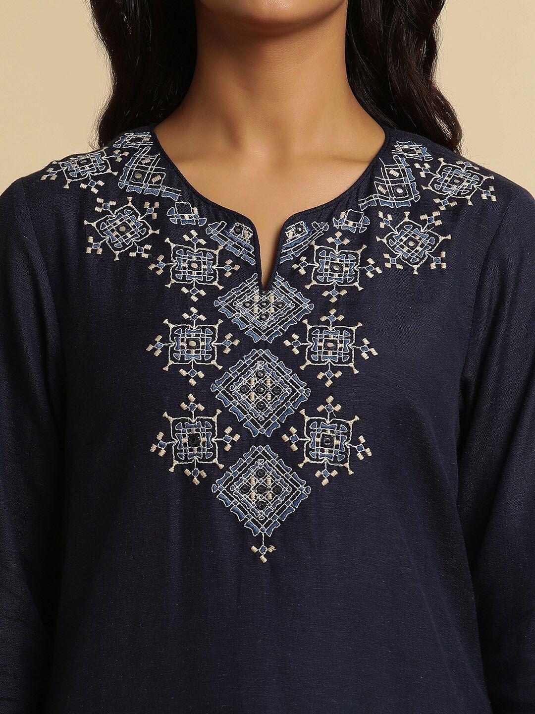 W Geometric Yoke Design Regular Sleeves Mirror Work Kurta