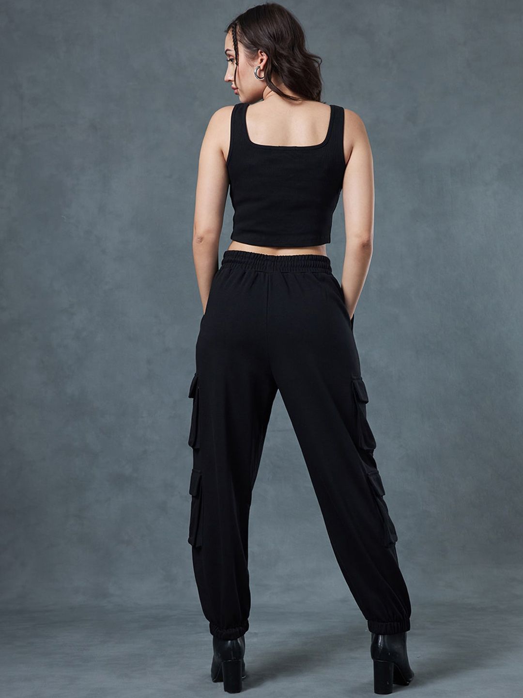 Bewakoof Square Neck Crop Top & Joggers