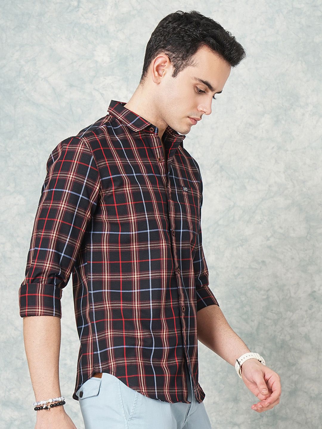 The Indian Garage Co Men Slim Fit Tartan Checked Casual Shirt