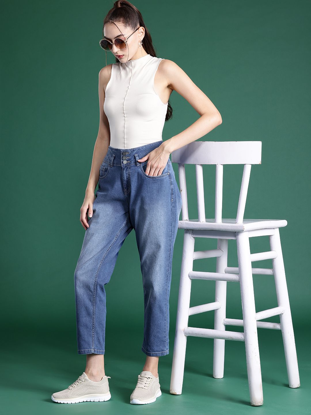 DressBerry Women Boyfriend Fit High-Rise Light Fade Stretchable Jeans
