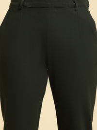 W Women Plain Slim Fit Cropped Regular Trousers