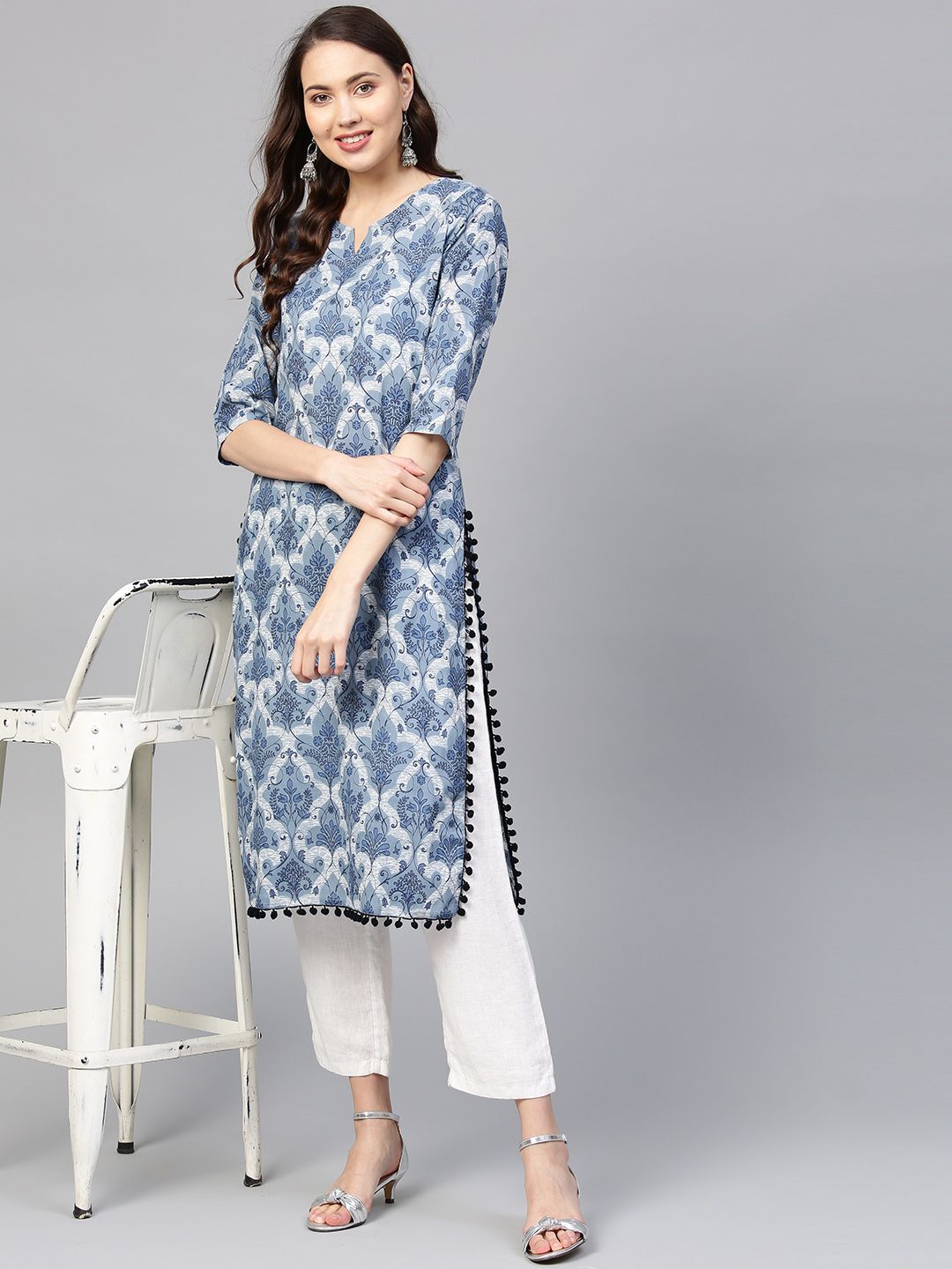 SOJANYA Women Blue Printed Straight Kurta
