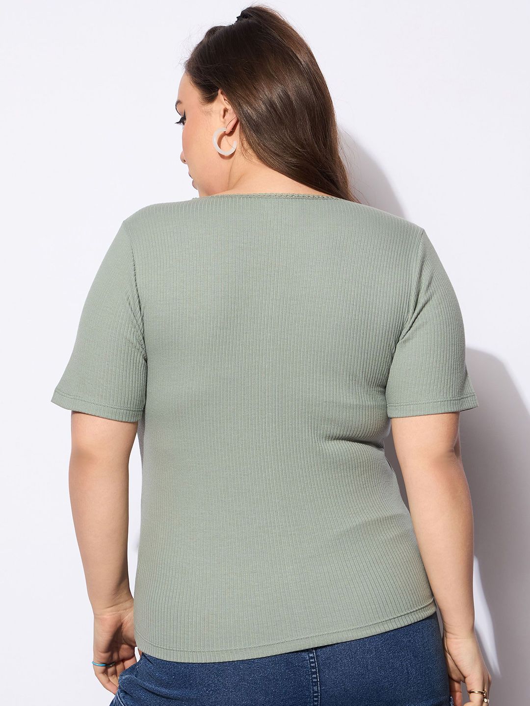 SASSAFRAS Curve Women Ribbed Ribbed V-Neck Top