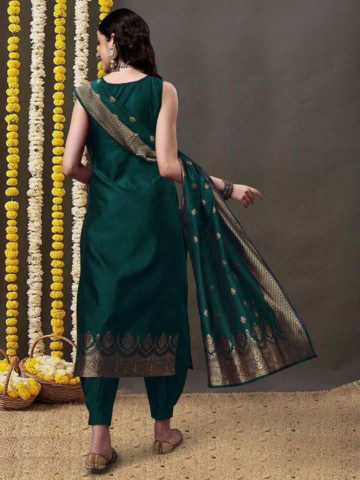 KALINI Regular Kurta with Salwar & With Dupatta