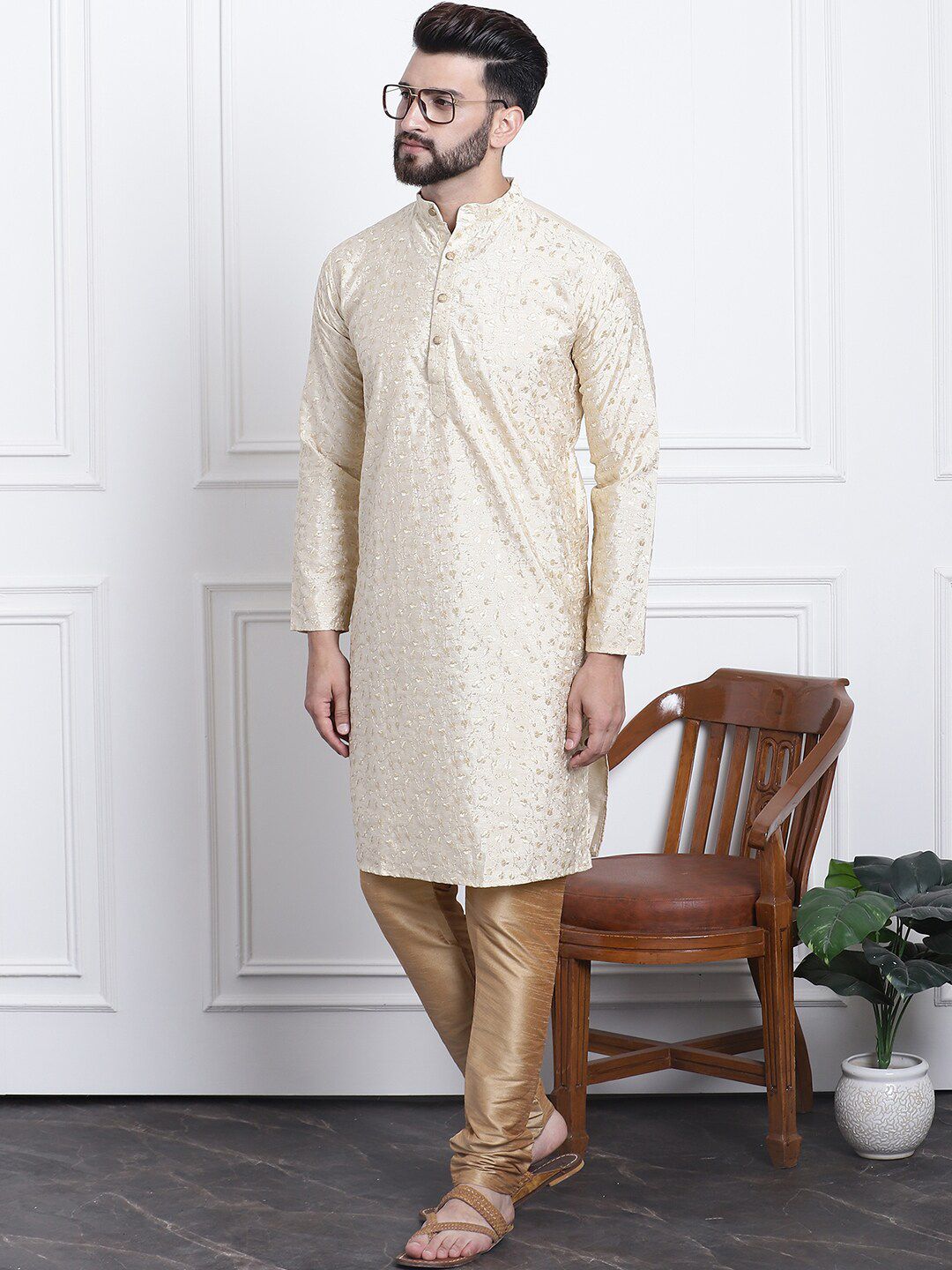 SOJANYA Kurta Kolar Mandarin Sulam Bunga