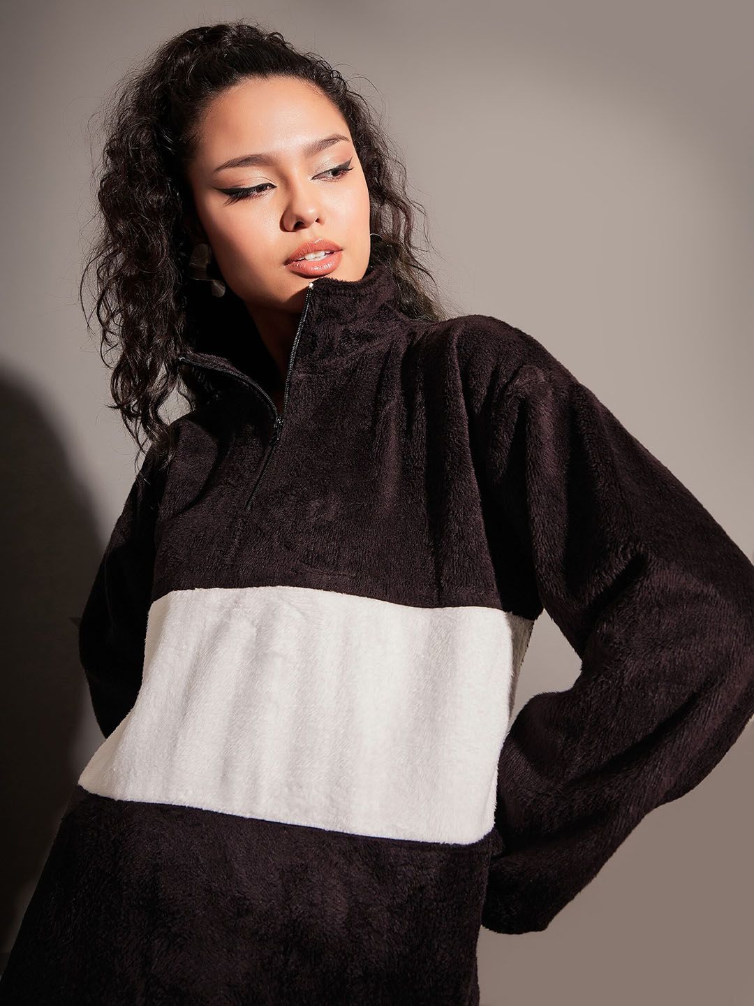 SASSAFRAS Black Colourblocked Mock Collar Sweatshirt